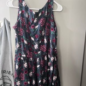 Lady Vintage Snake and Roses Dress Size 16